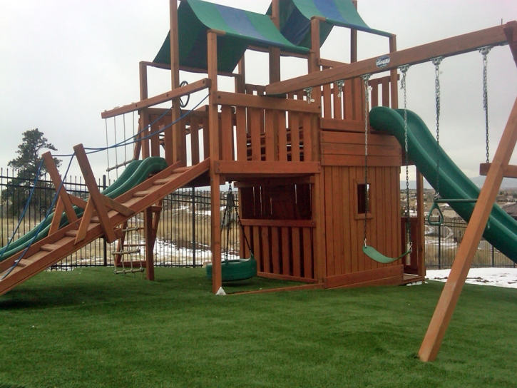 Fake Lawn Port William, Ohio Playground Turf